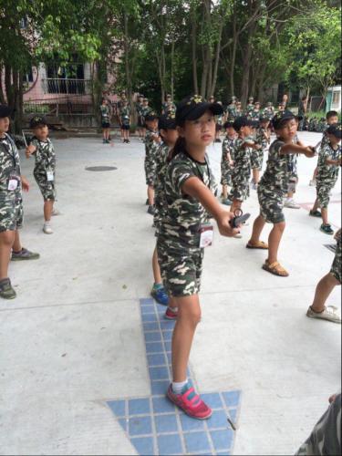 黄埔军事夏令营--矫正儿童的攻击行为