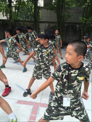 黄埔学生夏令营--孩子不愿学习怎么办