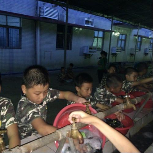 军训易患病--急性胃肠炎