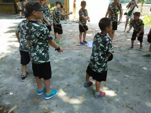 广州青少年夏令营拓展训练